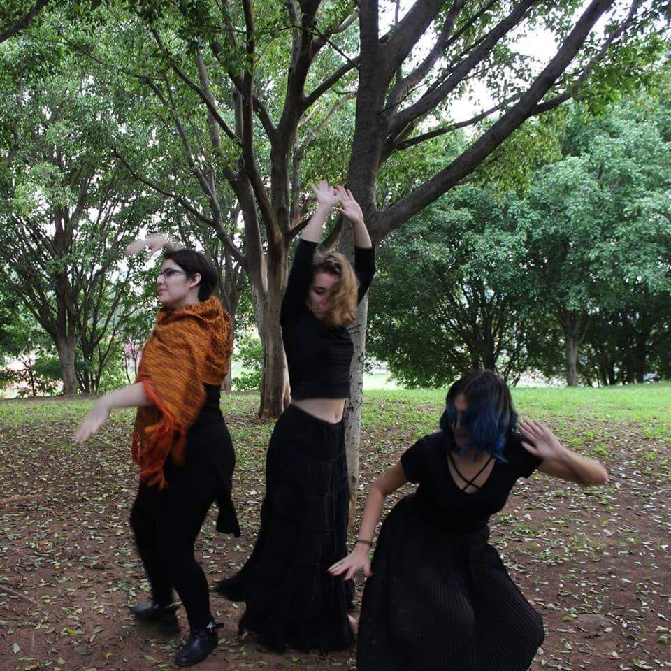 La danza vínculo de conexiones espirituales entre&nbsp;mujeres